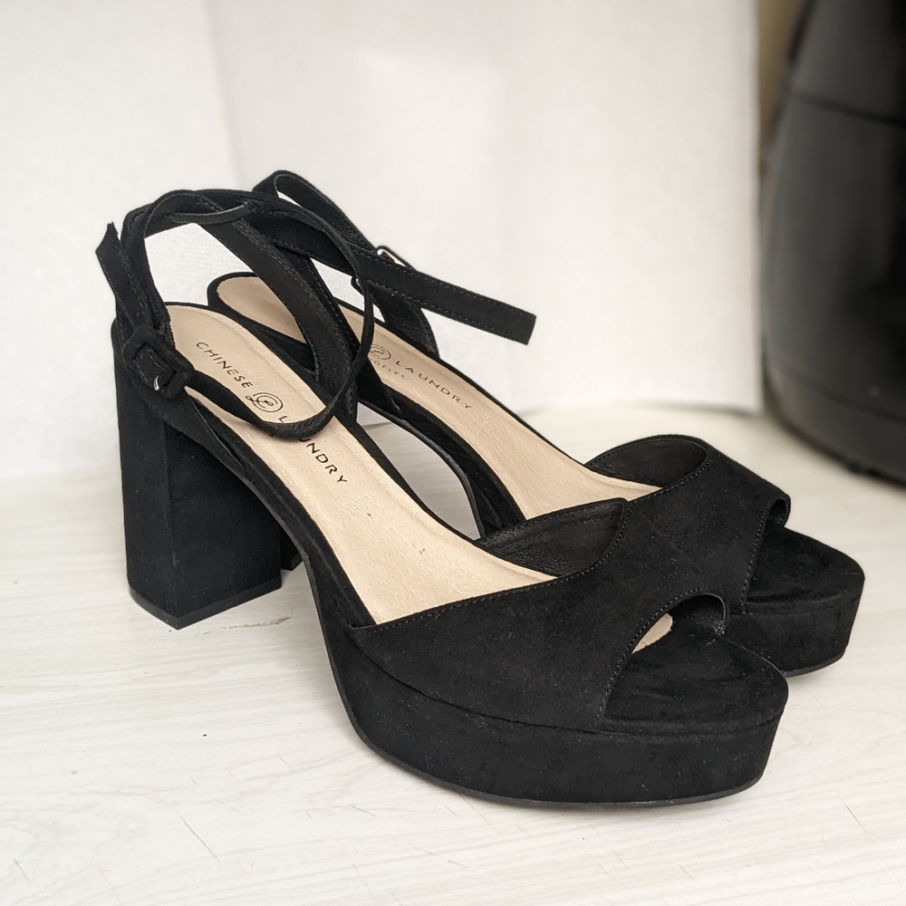 Chinese Laundry Theresa Platform Heels